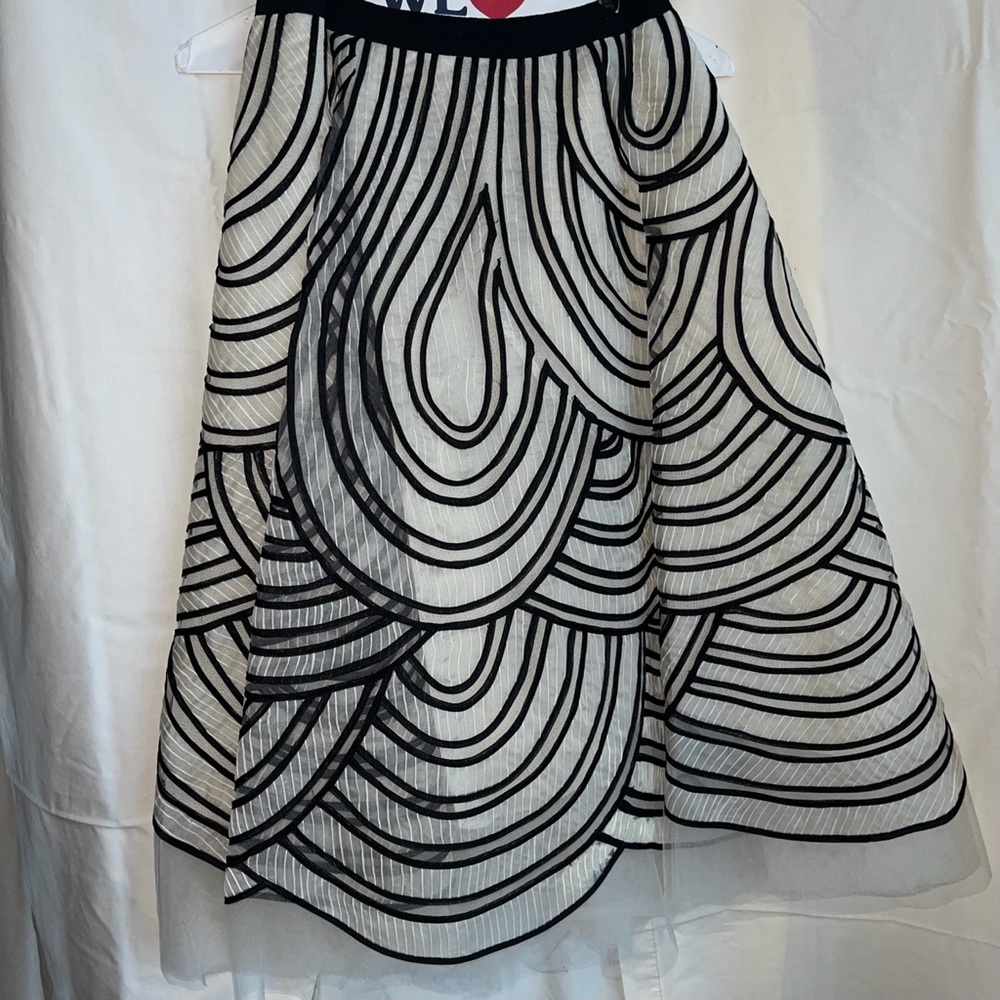 Oscar de la Renta Graphic Black & White A-Line Skirt